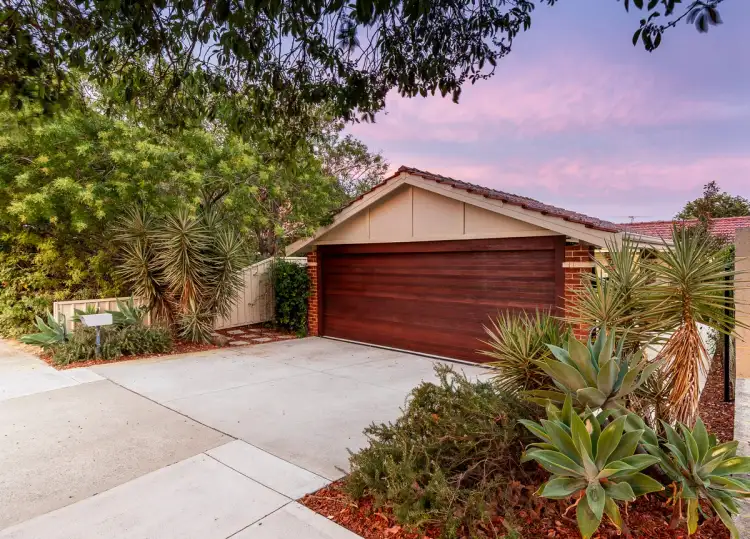 1/114 Lockhart Street, Como WA 6152