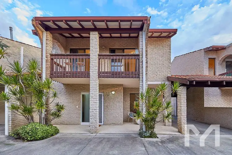 2/126 Petra Street, Bicton WA 6157