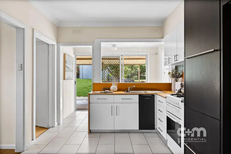 Sixth view of Homely house listing, 51 Xavier Street, Oak Park VIC 3046