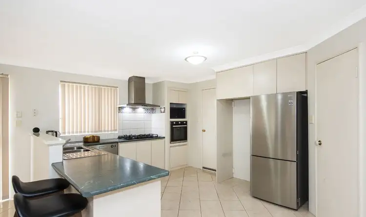 Fourth view of Homely house listing, 32 longshaw cir, Canning Vale WA 6155