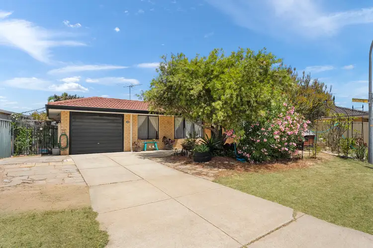 25 Discovery Crescent