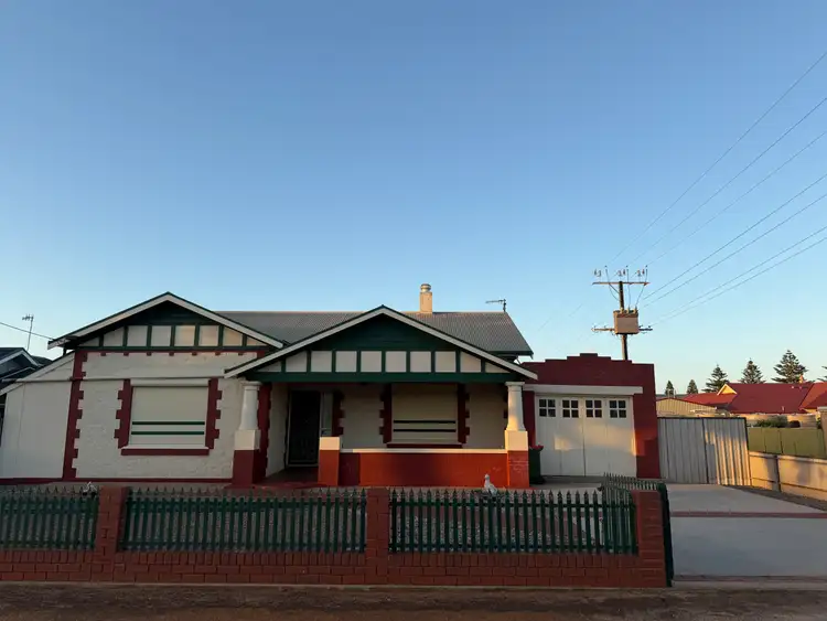 1 Sidney Road