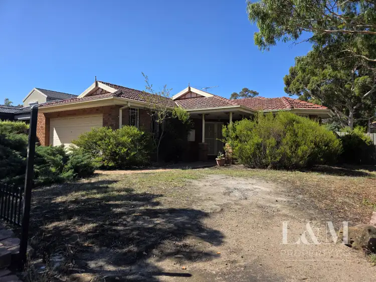 10 Thomas Brunton Parade