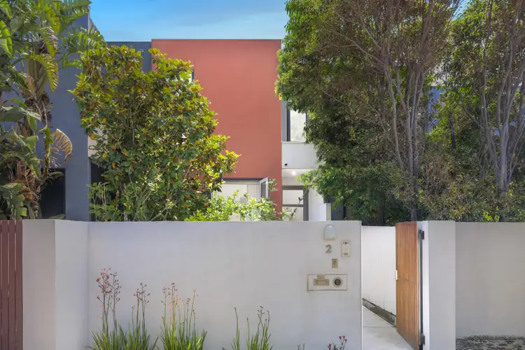 647-652 Nepean Highway