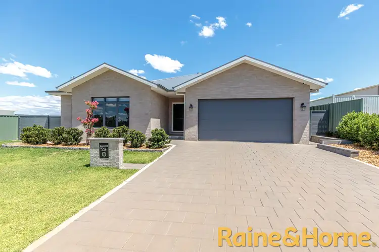 23 Sunningdale Close
