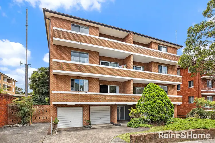 54-56 Robertson Street