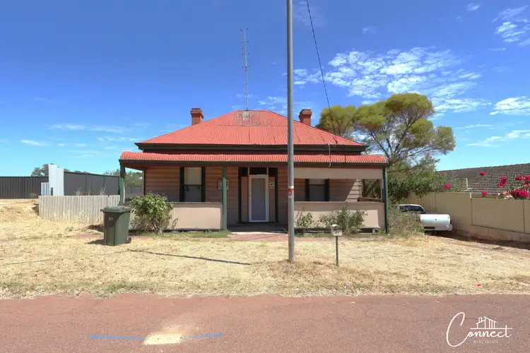 12 Selby Street