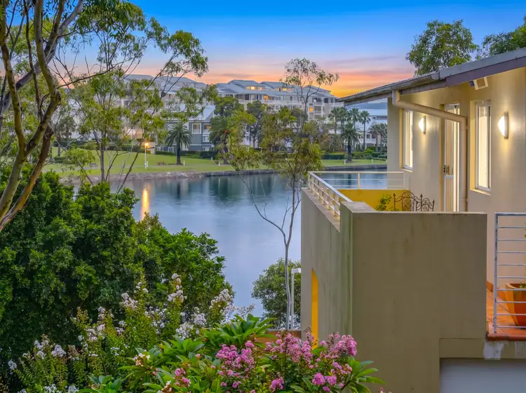 23 Kendall Inlet