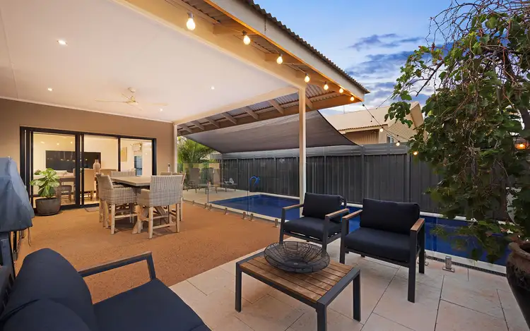 6 Wallaby Street