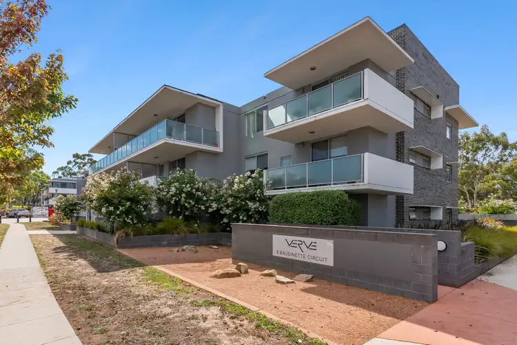 8 Baudinette Circuit