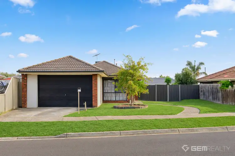 77 Banbury Crescent