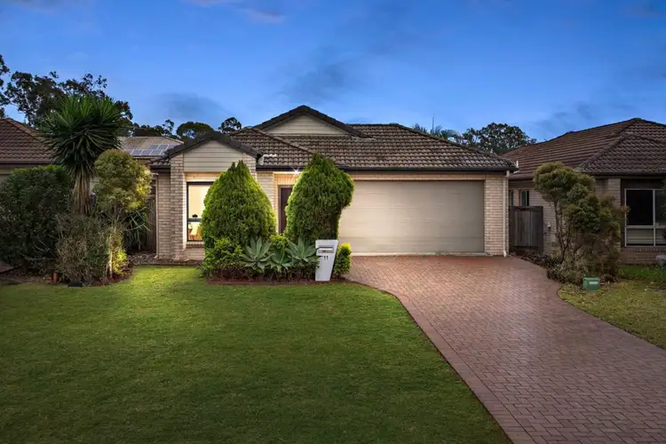 11 Meridian Place