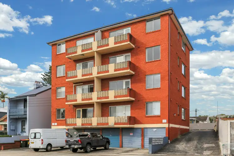 6/87-91 Flood Street