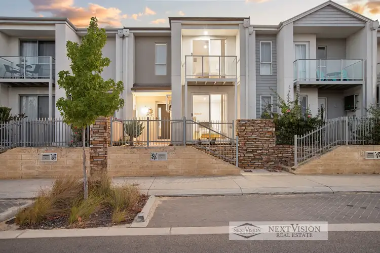 12 Quartermaine Boulevard