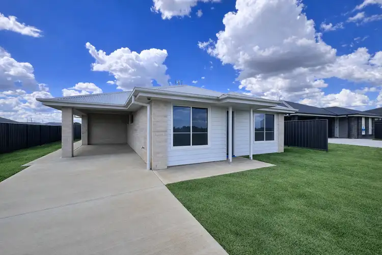 2/15 Bond Street, West Tamworth NSW 2340