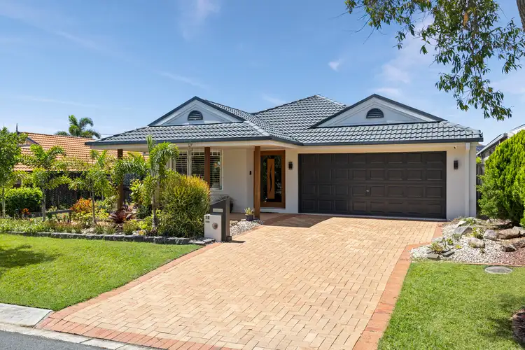 10 Cooksland Crescent