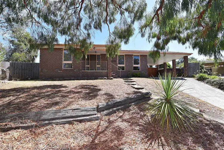 7 Gill Place, Sunbury VIC 3429