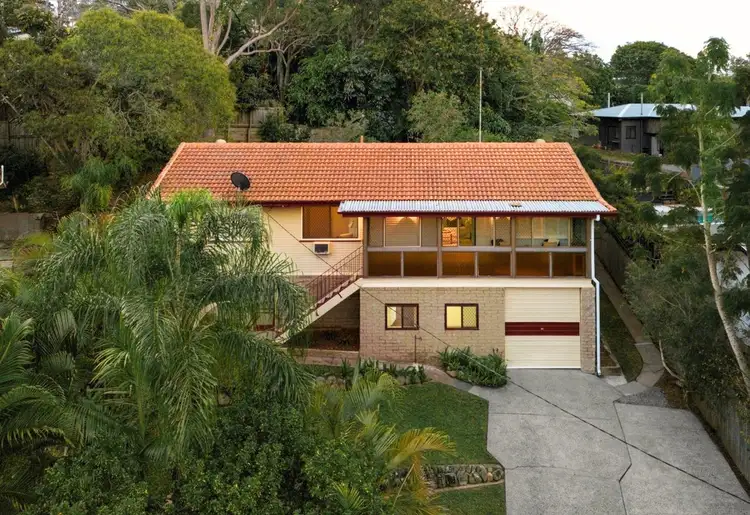 73 Moorbell Street
