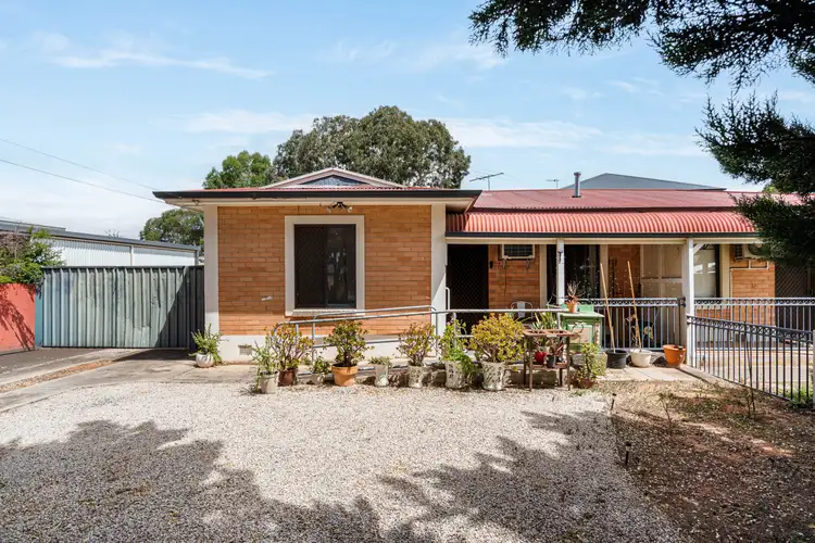26 Harrow Crescent