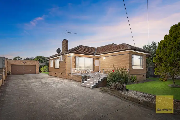 6 Elizabeth Street
