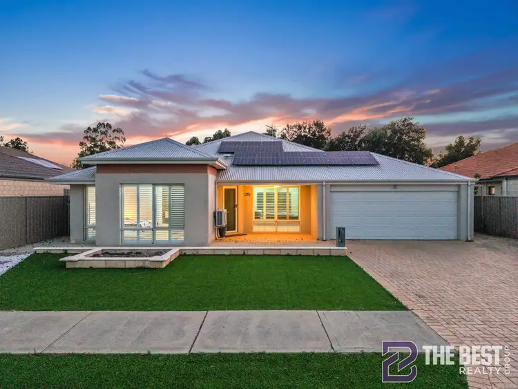 25 Oakleigh Pass