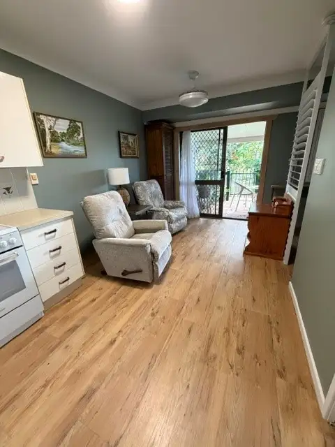 15 Carmichael Court
