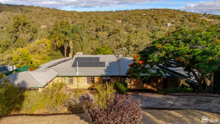 70 Amethyst Crescent