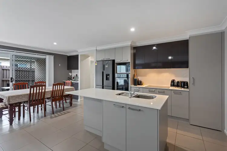 Third view of Homely unit listing, 2/231A Mackenzie Street, Centenary Heights QLD 4350