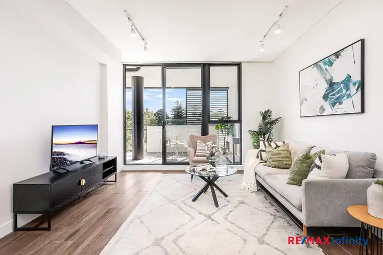 3 Forest Grove