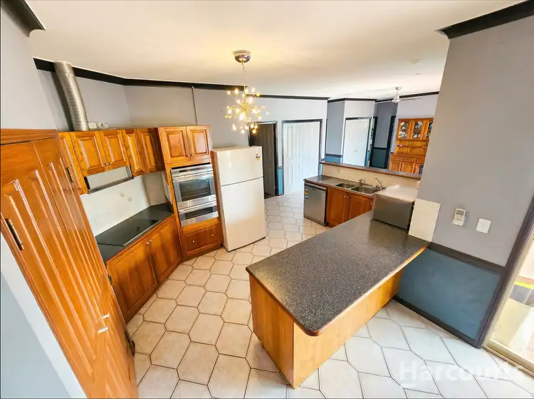70 Settlers Road