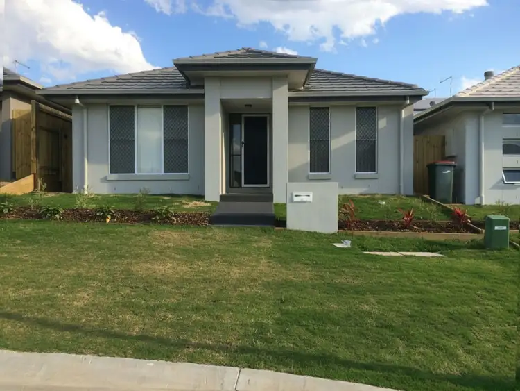 23 Carlingford Circuit