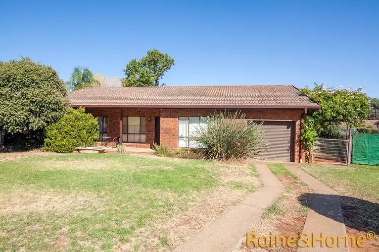 14 Osborne Place