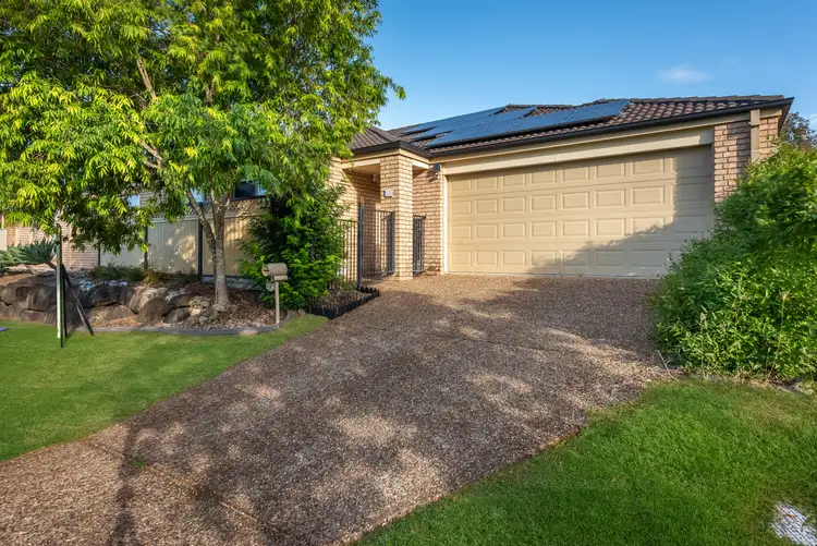 35 Goldcrest Drive