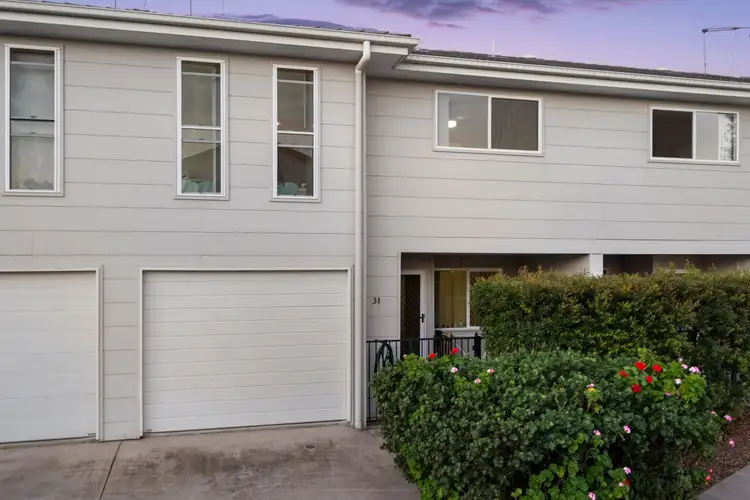 40 Hillary Drive