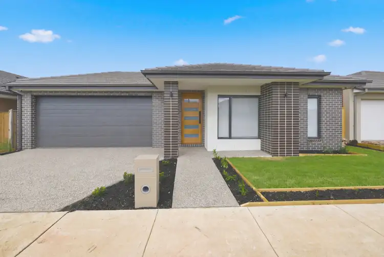 16 Macara Street