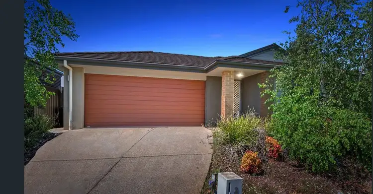 2 Alabaster Avenue