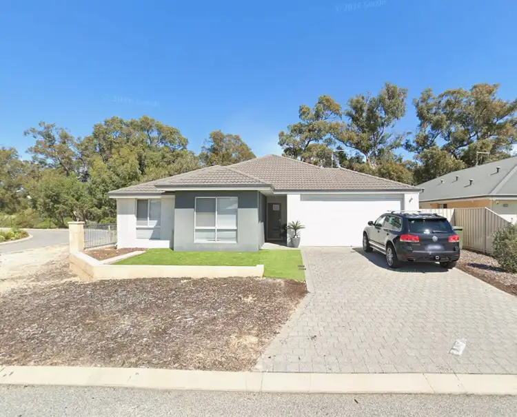 1 Grantwood Drive