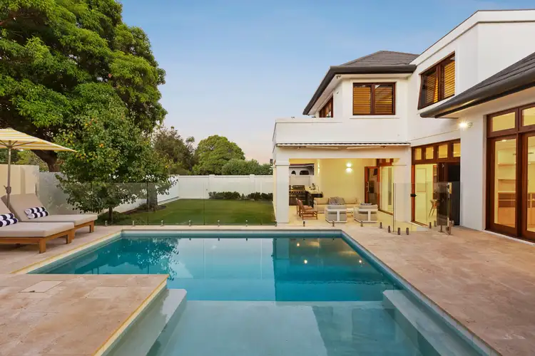 4 Harvey Road