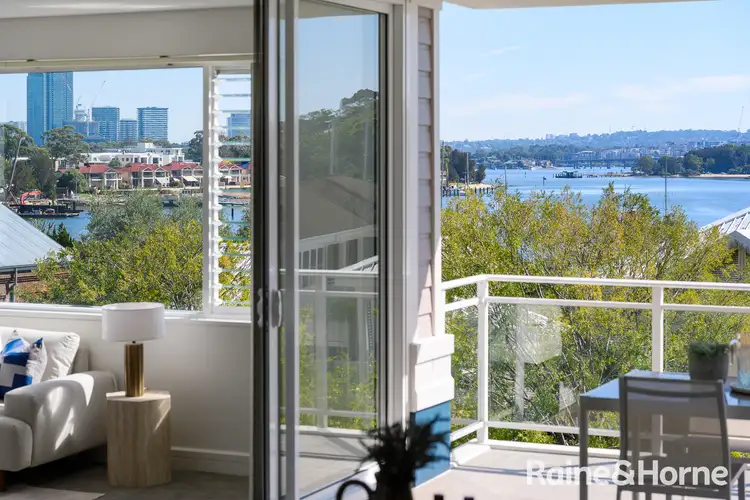 38 Peninsula Drive
