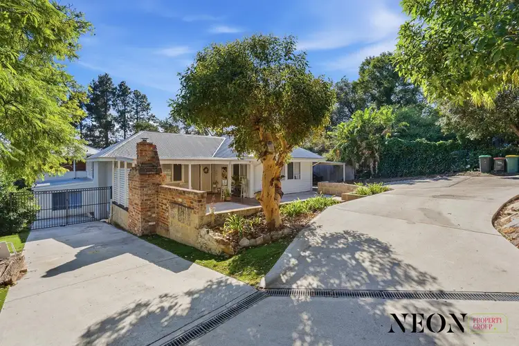 8 Snowball Road