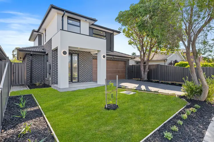 38 Jolimont Avenue