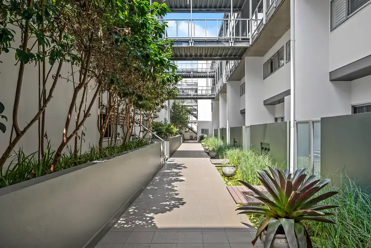 1 Ella Street