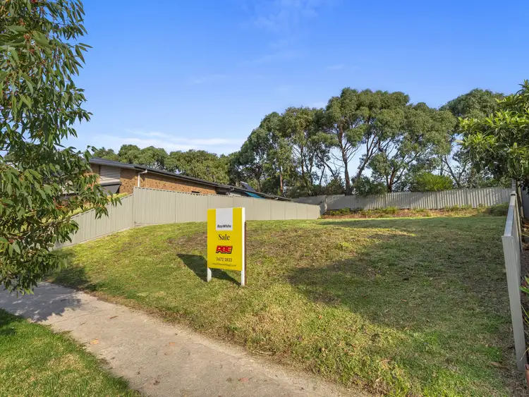 8 Heron Drive