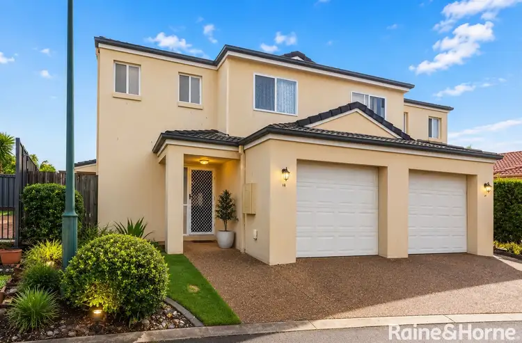 16/8A Clydesdale Drive