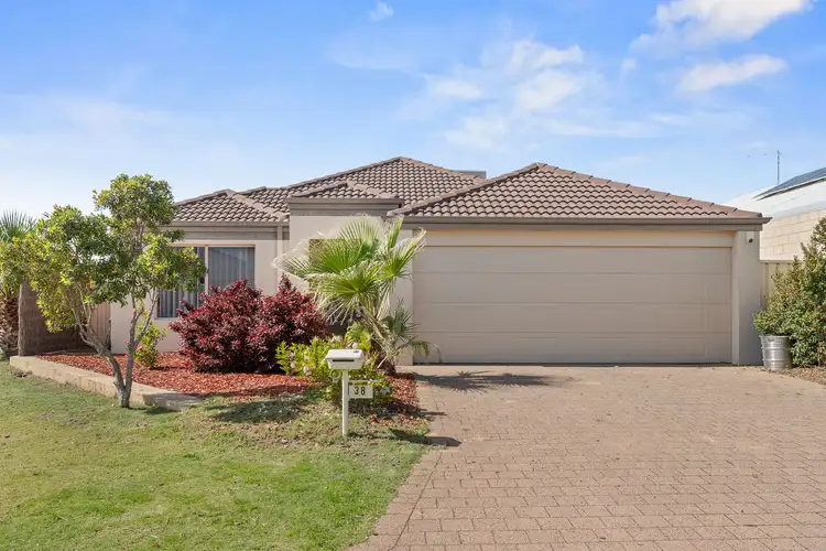 38 Whipbird Street