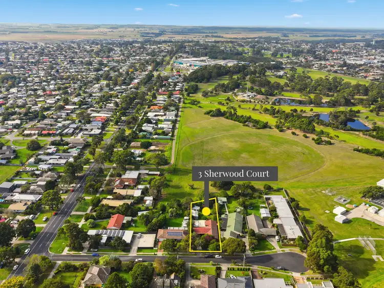 3 Sherwood Court