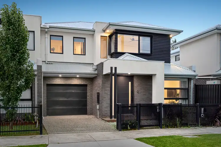 2A Ararat Street
