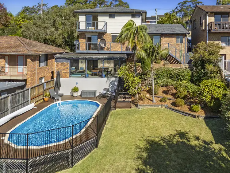 66 Iris Street