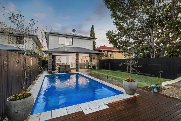 83 Griffith Street