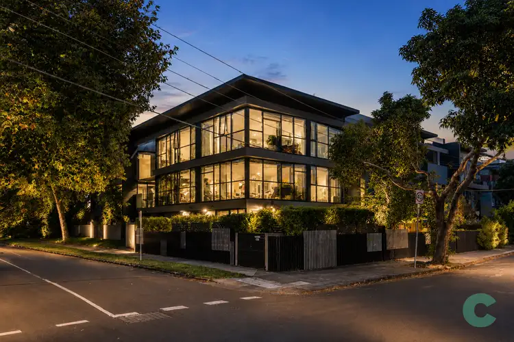 2 Kingsley Street